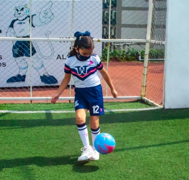 colegio-con-horario-extendido-futbol