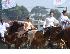 Mejor Secundaria de México - Alumnos de Equitación - CW