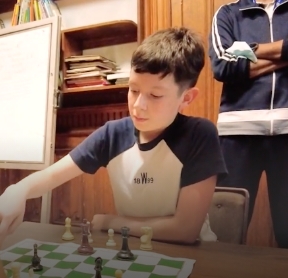 colegio-con-horario-extendido-ajedrez