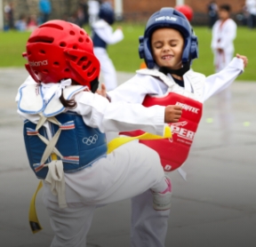 colegio-con-horario-extendido-taekwondo